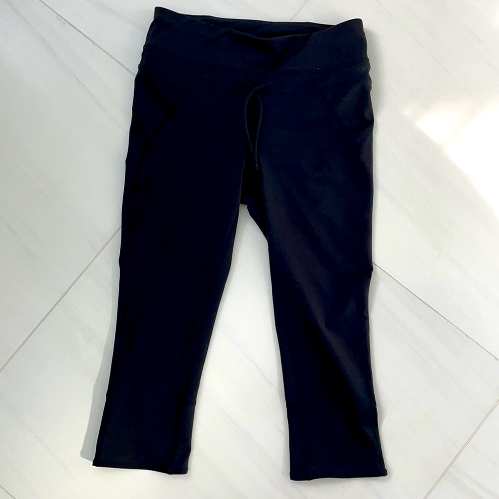 Sweaty Betty Black Capri length Leggings